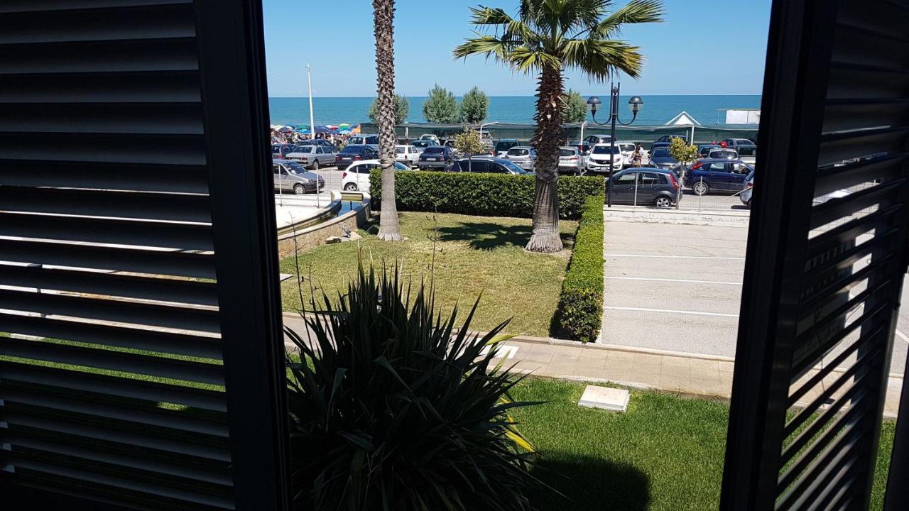 Casarcieri Mare Apartamento Barletta Exterior foto
